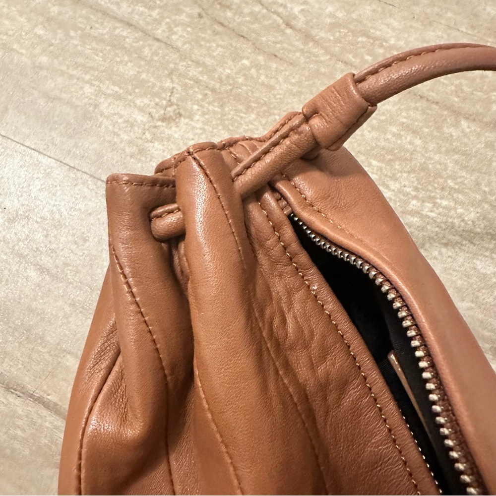Marimekko Karla bag, brand new, cross body bumbag, leather - Picture 4 of 8